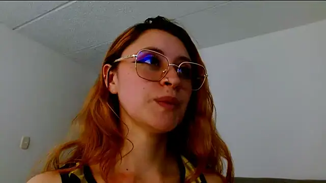 Juls_winter_'s Live XXX Chat