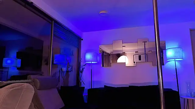 mandi4pole_'s Live XXX Chat