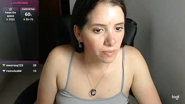 دردشة spicey_latina الجنسية المباشرة