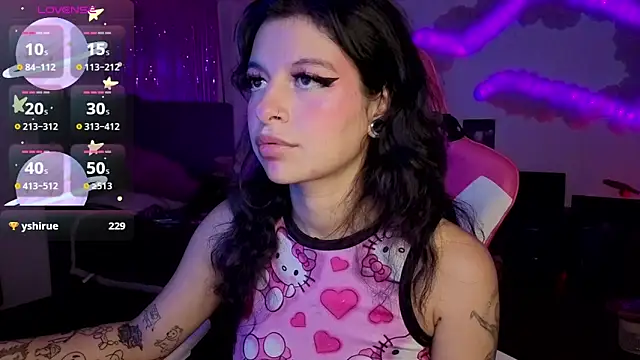 larah_uwu – Live XXX-chat