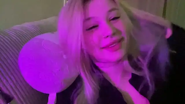 Czat XXX na żywo – Lulu_Di