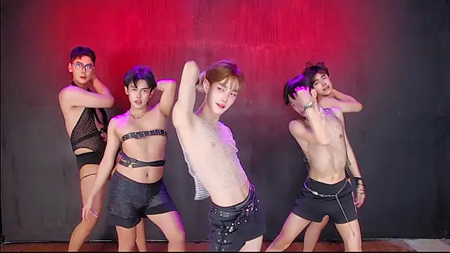 Queen-Vibe 网络视讯表演