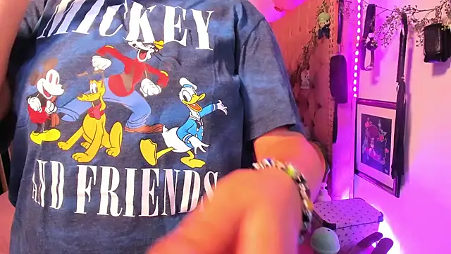 LillyCandy live XXX chat