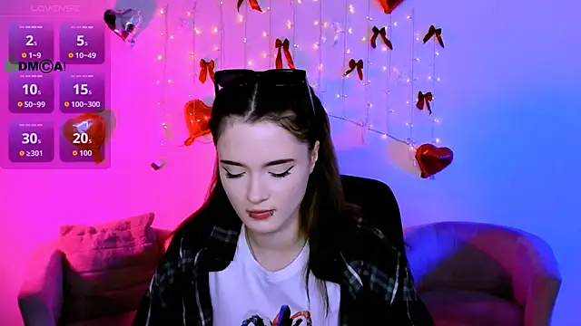 liana_kisses Adlı Modelin Canlı XXX Sohbeti