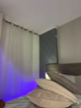 MiilaBlake's Live XXX Chat