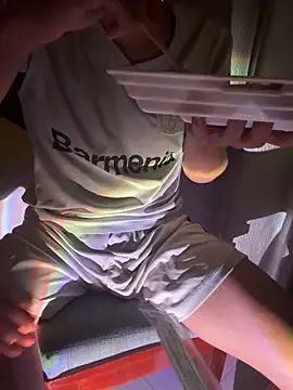 boyhigh1997 网络视讯表演