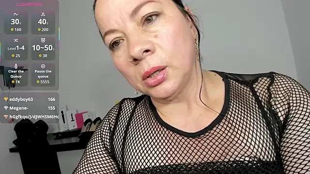 Sex-Psychology Adlı Modelin Canlı XXX Sohbeti