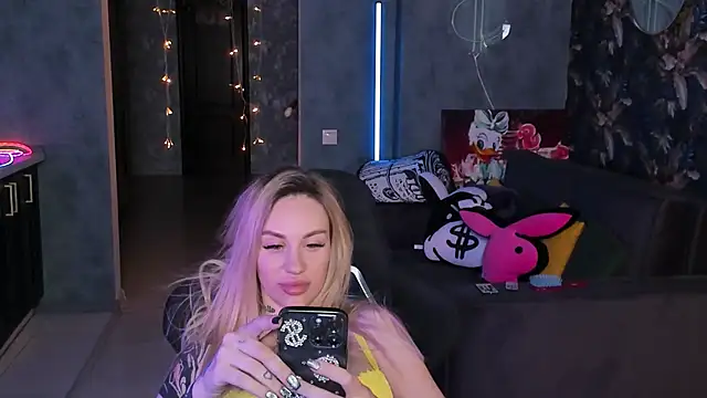 Blckmirrorrn Live XXX chat