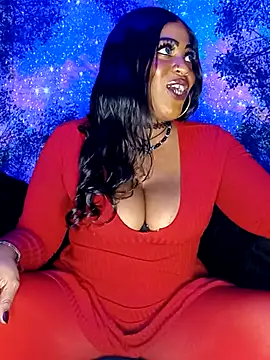 AmazonianMistress Show in webcam