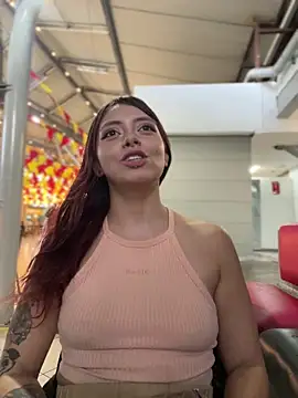 Chat XXX ao vivo de RojitasTeaseX_