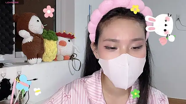 Czat XXX na żywo – Tieu-May