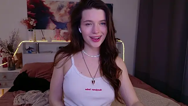 Chat +18 de Nellie_Medina ao vivo