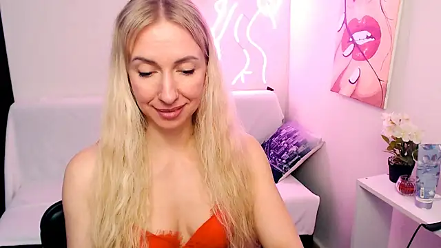 Chat +18 de Cute_Smile_Shy ao vivo