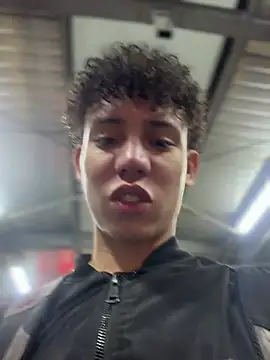 Chat XXX ao vivo de yoursexyjose