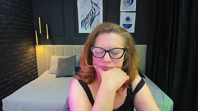 دردشة LeaPure الجنسية المباشرة