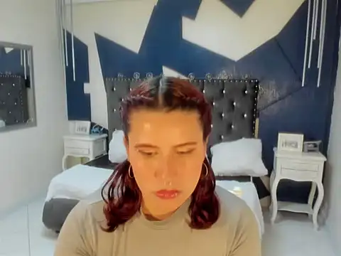 sara_gray__: απευθείας συνομιλία ΧΧΧ