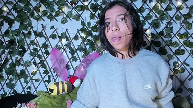 Czat XXX na żywo – LittlePeach_