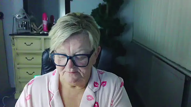 BridgetBlueEyes 라이브 XXX 채팅