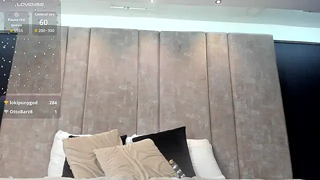 Juliethaamour's Live XXX Chat