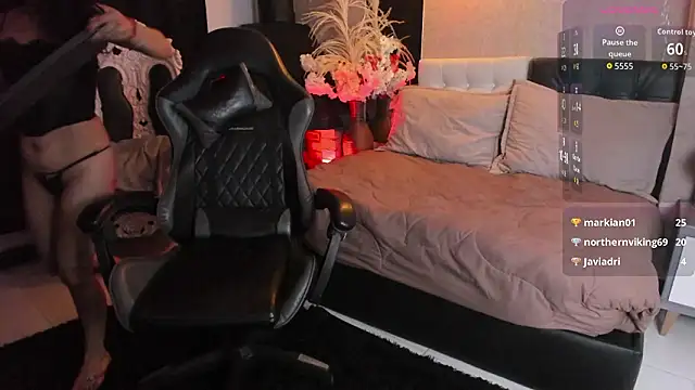 Vicky_Angeel live XXX chat