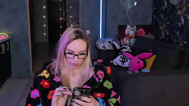 Chat +18 de Blckmirrorr ao vivo