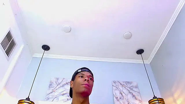 Santiago_Ortiz_ 在線直播表演