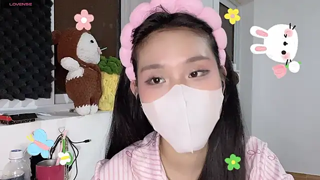 Živý XXX chat Tieu-May