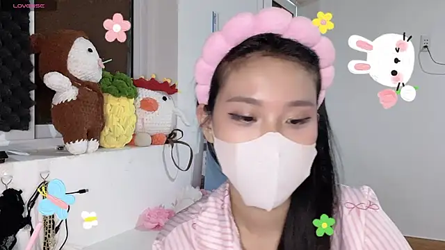 Tieu-May 网络视讯表演