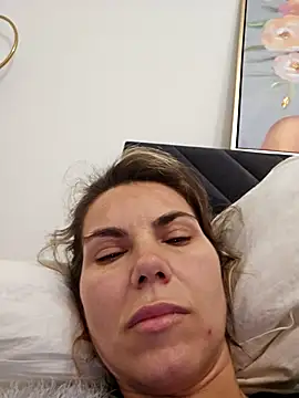 FeliciaKrige – Live XXX-chat