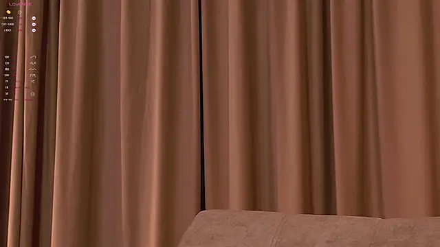 Alice__grace Adlı Modelin Canlı XXX Sohbeti