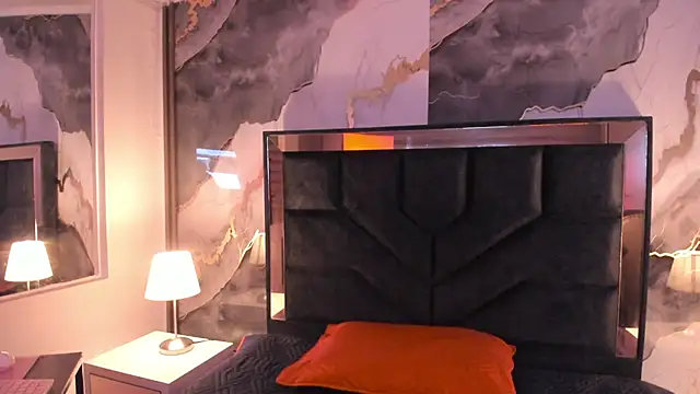 SusanVilla's Live XXX Chat