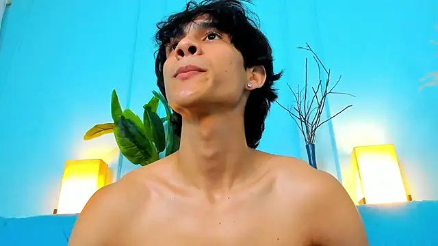 แชท XXX สดของ Cheys_Mast