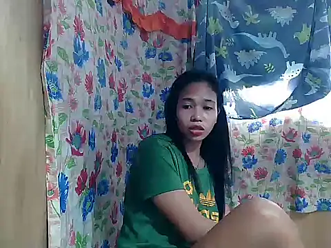 PinaySkinnyGirl: онлайн-секс-чат