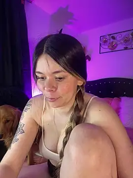 carolina16love Chat XXX in diretta