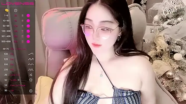 Monica-666888- Show Webcam