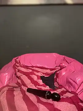 Czat XXX na żywo – SEXaddictCANDY10