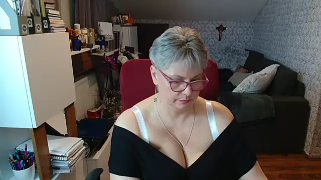Živý XXX chat bigtits4you