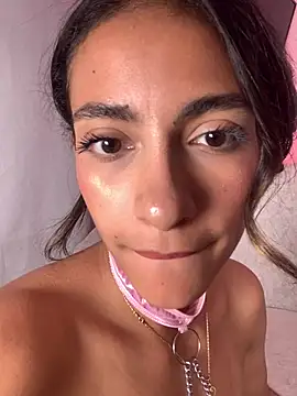 Chat +18 de elegant__rouse ao vivo