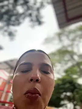 Chatroom XXX en direct de Colibri_xxx