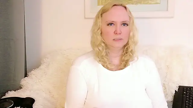 Chatroom XXX en direct de Sarah4you