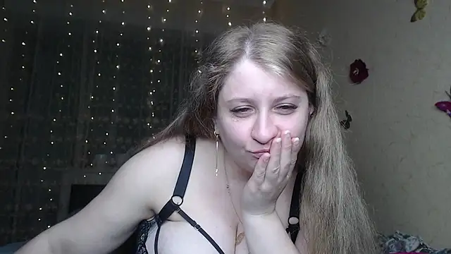 CumCpl Adlı Modelin Canlı XXX Sohbeti