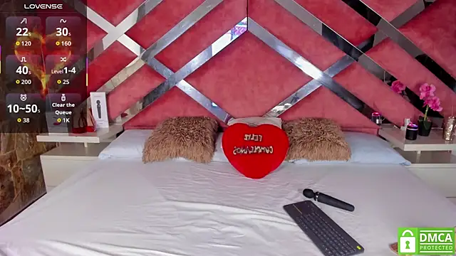 Lily_Queen30: απευθείας συνομιλία ΧΧΧ