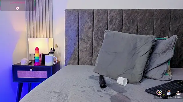 Živý XXX chat Ema_Stone65