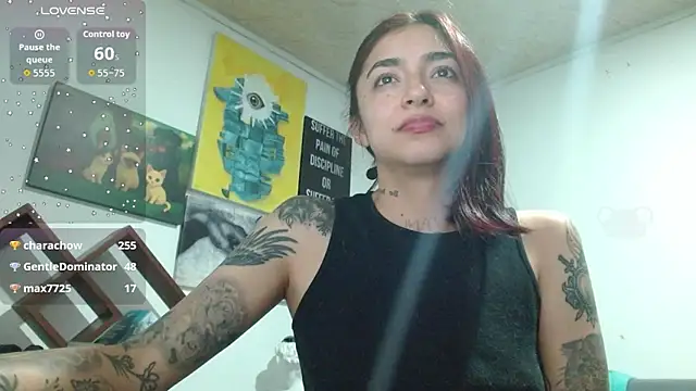 Chatroom XXX en direct de ZoeBakers_