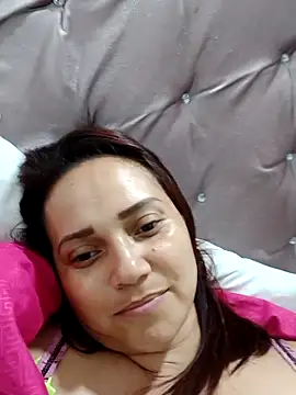 Amanda39 live XXX chat