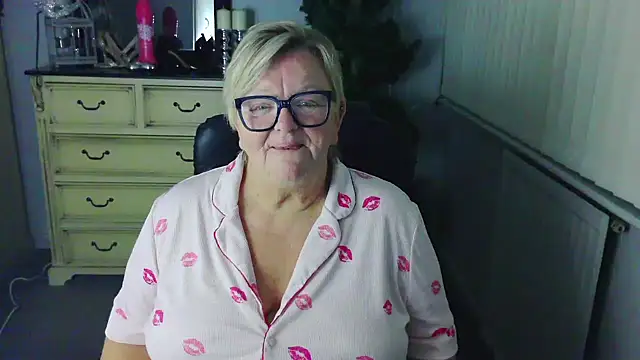 BridgetBlueEyesn Live XXX chat