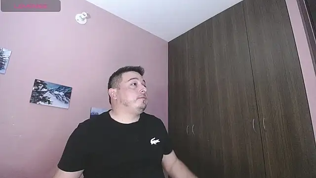 antonycruz 라이브 XXX 채팅