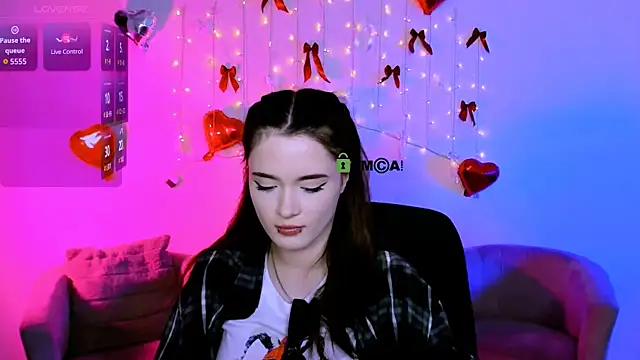 Онлайн чат XXX liana_kisses