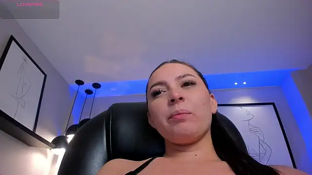 Czat XXX na żywo – AliceHarper_