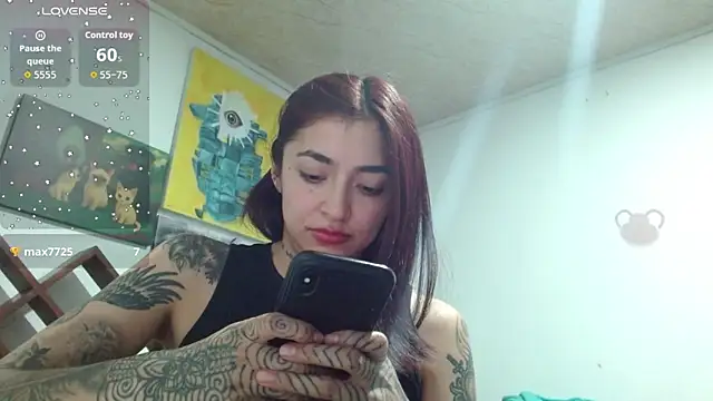 ZoeBakers_ Live XXX-chat